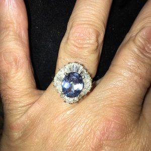 GORGEOUS STERLING SILVER SWISS BLUE TOPAZ RING SIZE 8.5